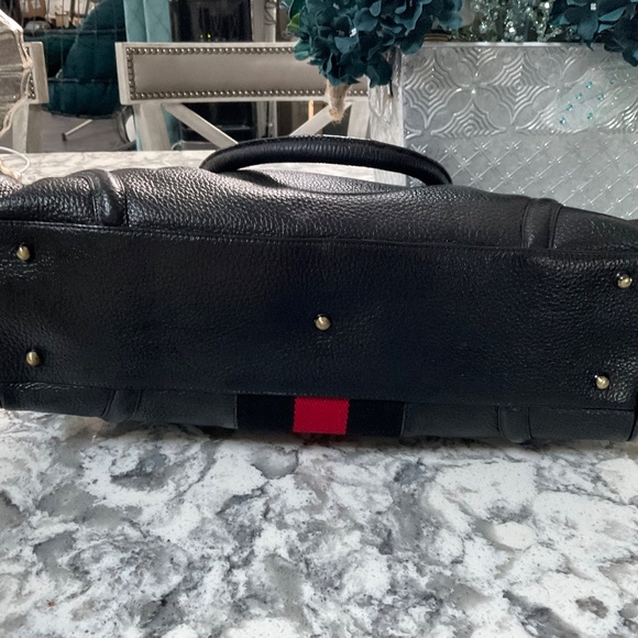 Authentic Gucci bag , painted and conditioned - Picture 5 of 12